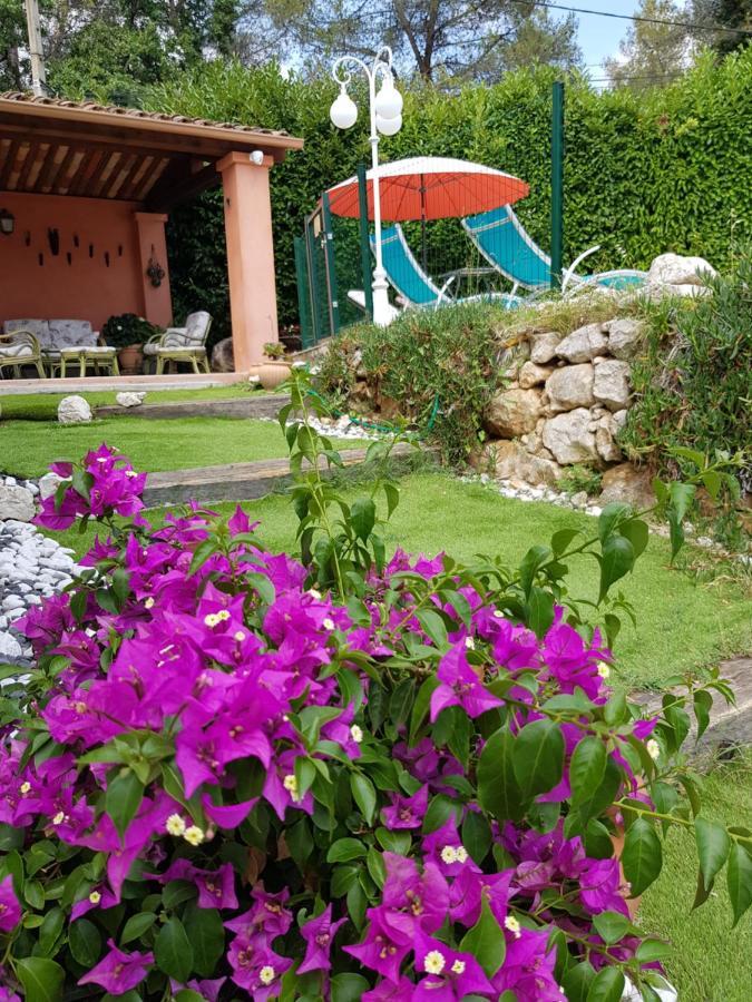 Mas D'Azur Bed & Breakfast Roquefort-les-Pins Luaran gambar