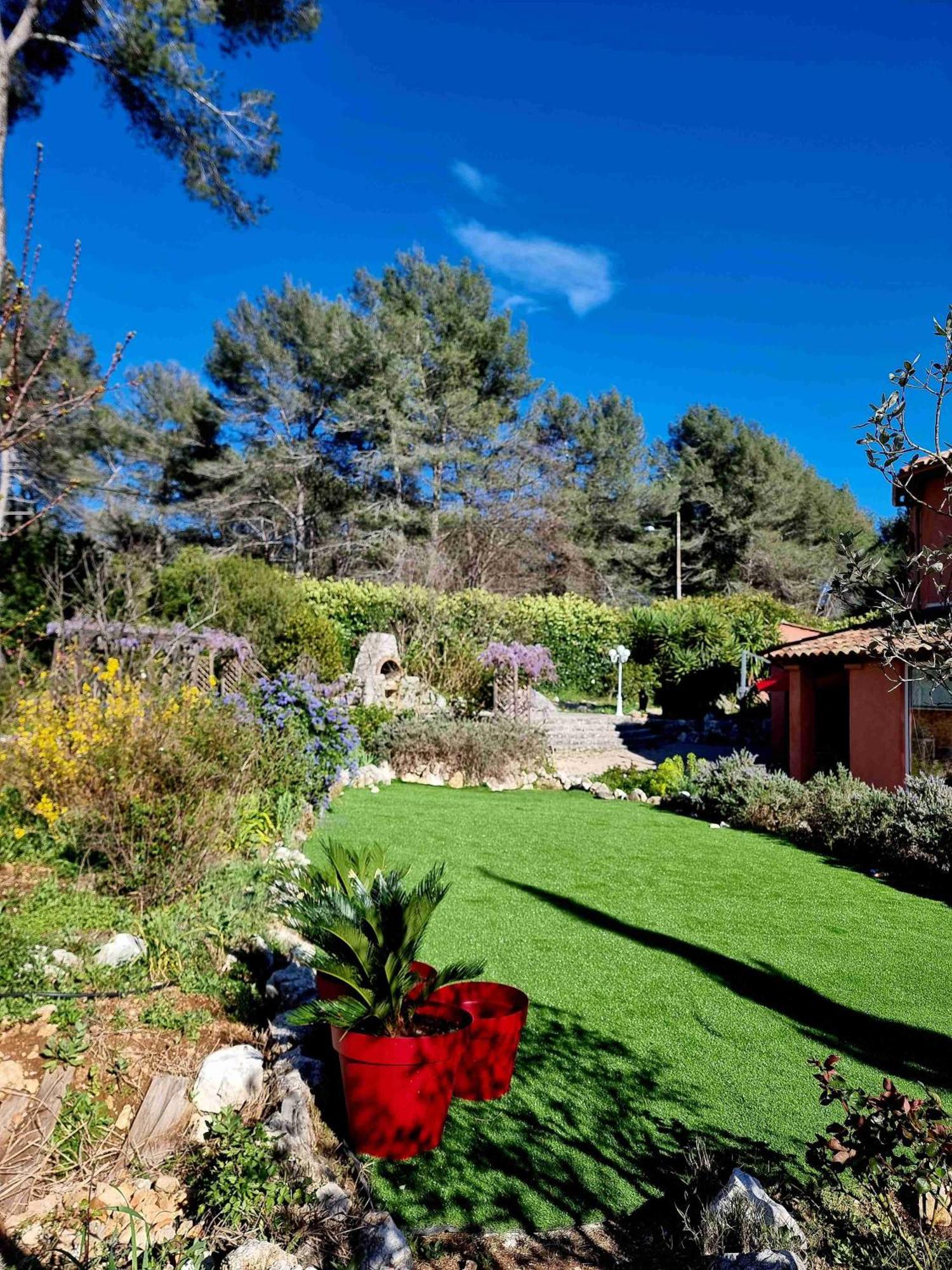 Mas D'Azur Bed & Breakfast Roquefort-les-Pins Luaran gambar